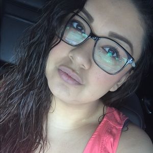 Meet your Posher, Erika